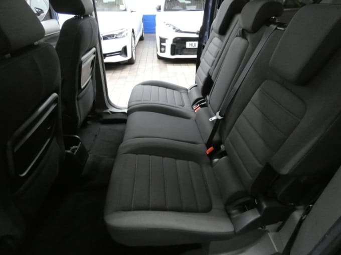 2025 Ford Grand Tourneo Connect