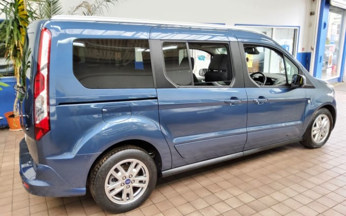 2025 Ford Grand Tourneo Connect