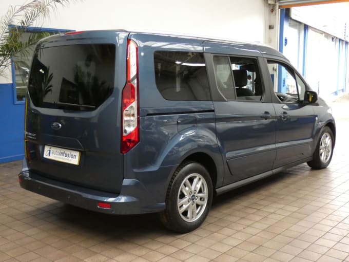 2025 Ford Grand Tourneo Connect