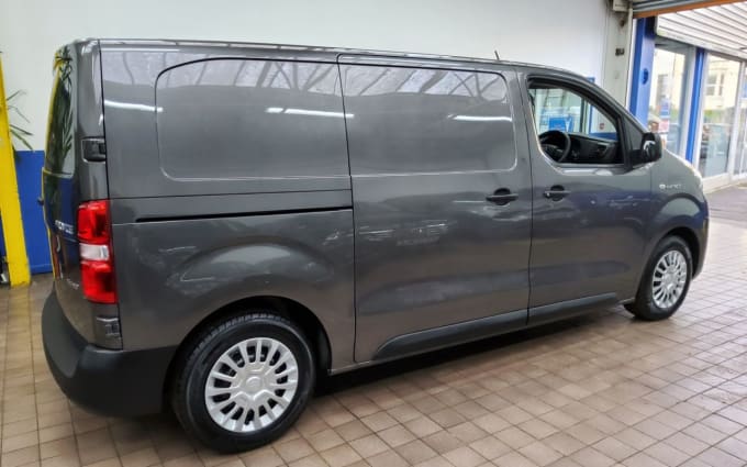 2025 Toyota Proace