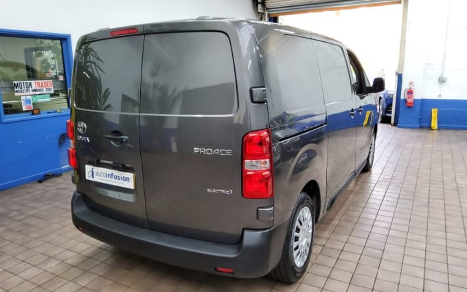 2025 Toyota Proace