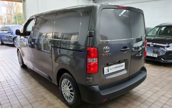 2025 Toyota Proace