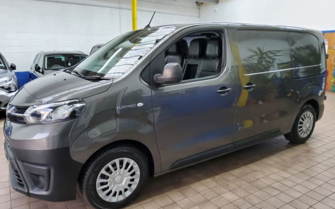 2025 Toyota Proace