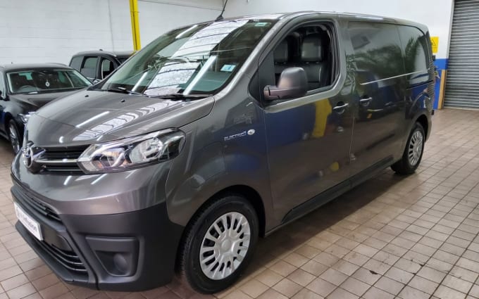 2025 Toyota Proace