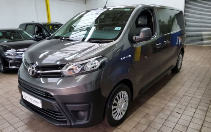 2025 Toyota Proace