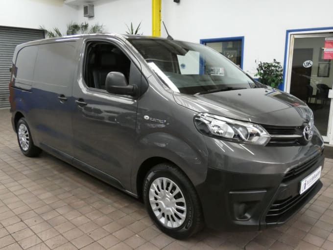 2025 Toyota Proace