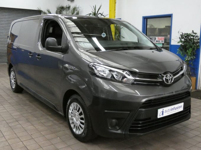 2025 Toyota Proace