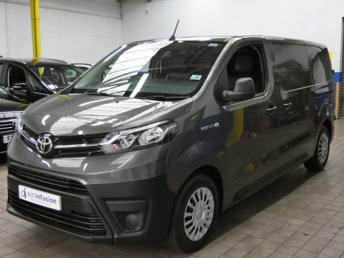 2025 Toyota Proace