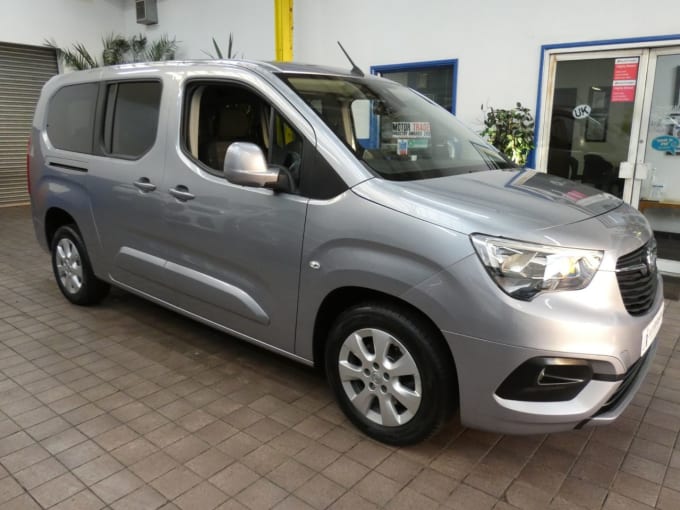 2025 Vauxhall Combo Life