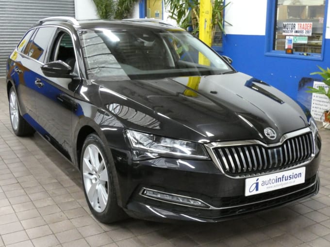 2025 Skoda Superb