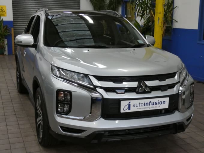 2025 Mitsubishi Asx