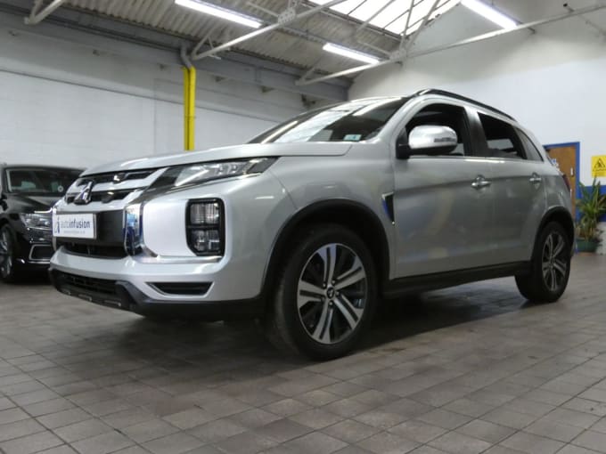 2025 Mitsubishi Asx