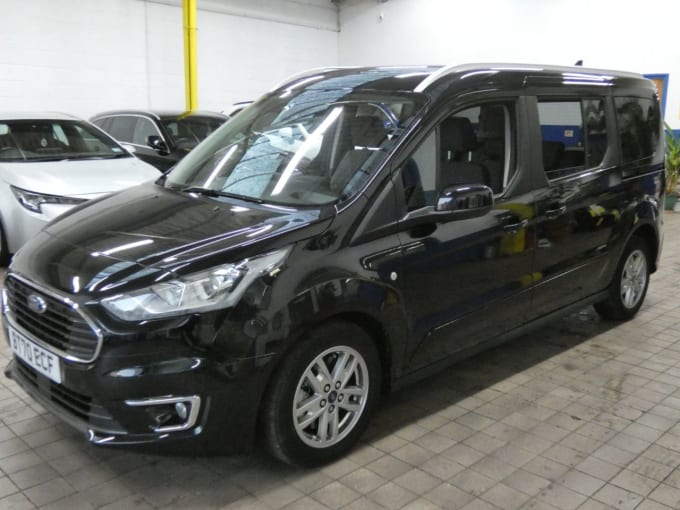 2025 Ford Grand Tourneo Connect