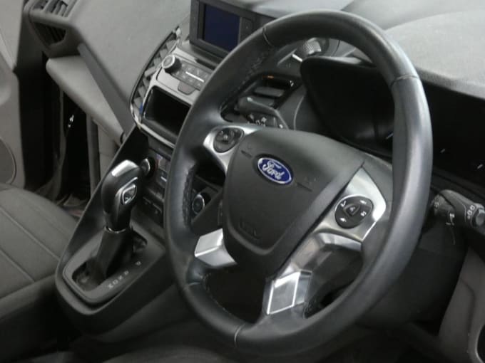 2025 Ford Grand Tourneo Connect