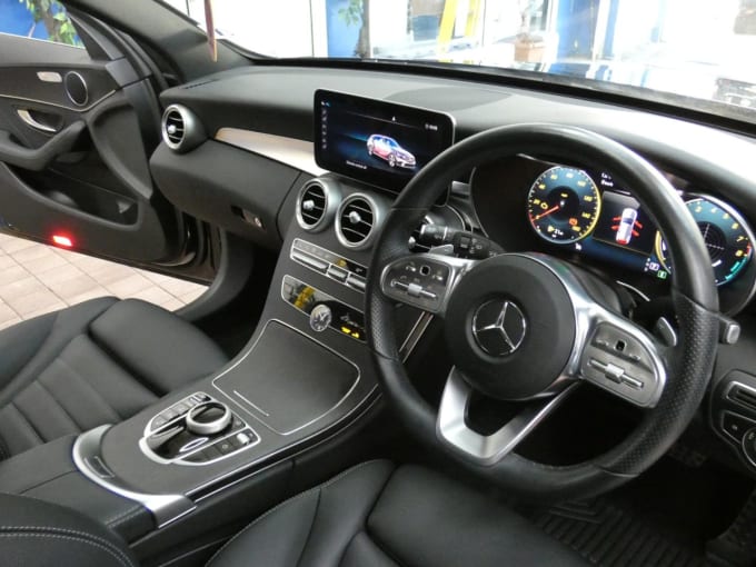 2025 Mercedes-benz C-class