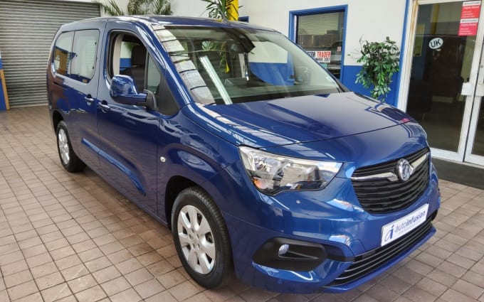 2025 Vauxhall Combo Life