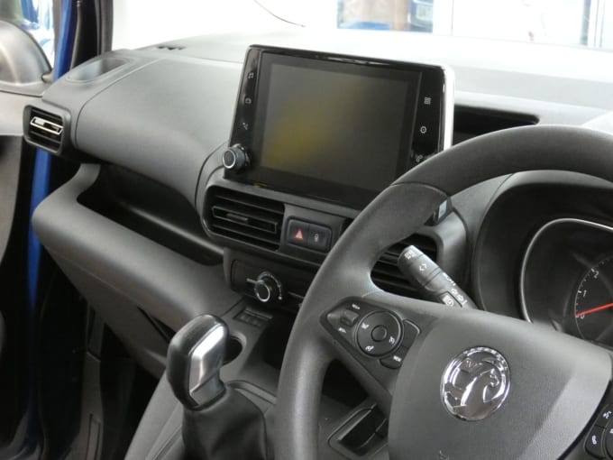 2025 Vauxhall Combo Life