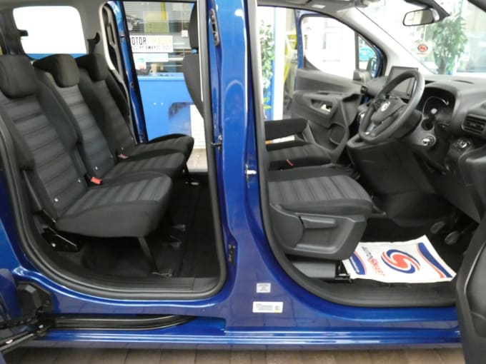 2025 Vauxhall Combo Life