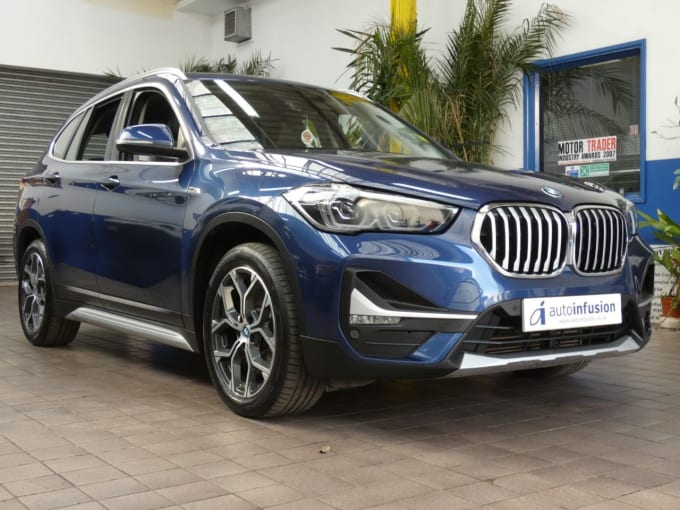 2025 BMW X1