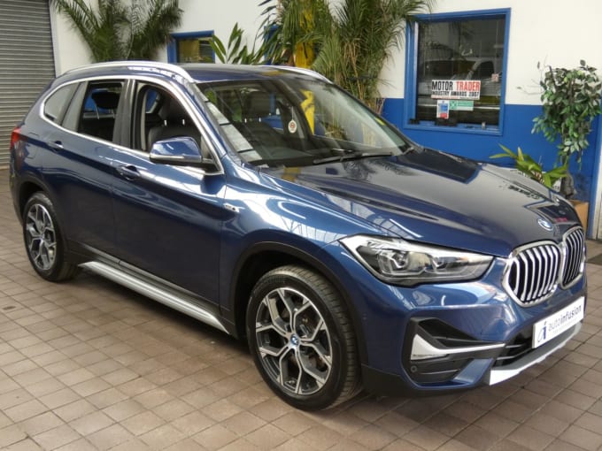 2025 BMW X1