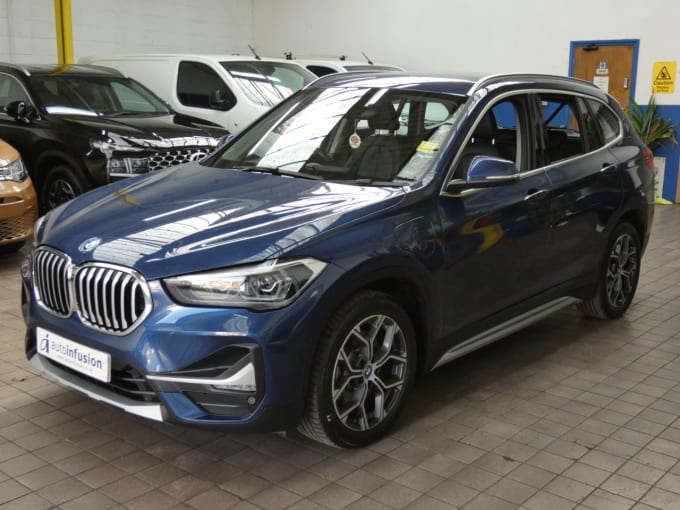 2025 BMW X1