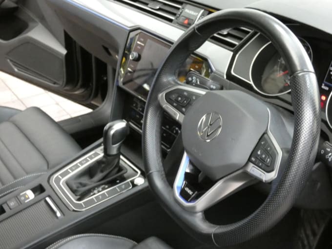 2025 Volkswagen Passat