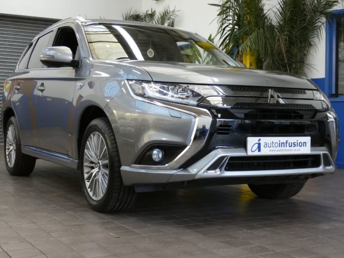 2025 Mitsubishi Outlander