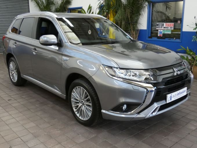 2025 Mitsubishi Outlander