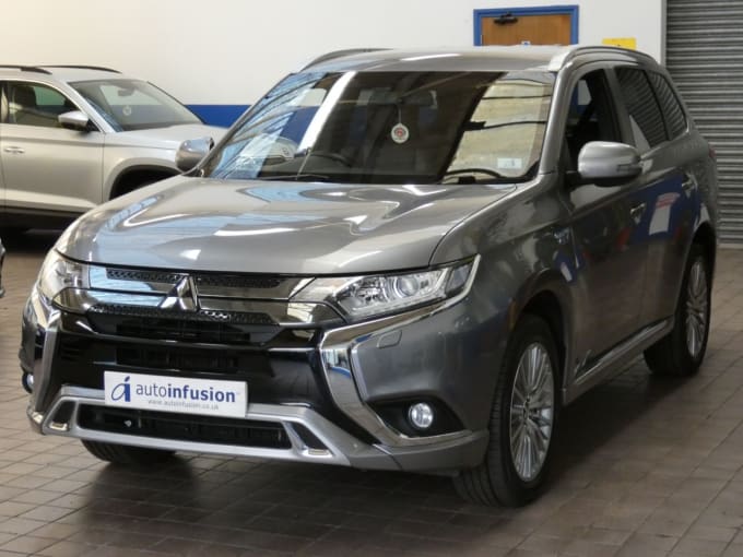 2025 Mitsubishi Outlander