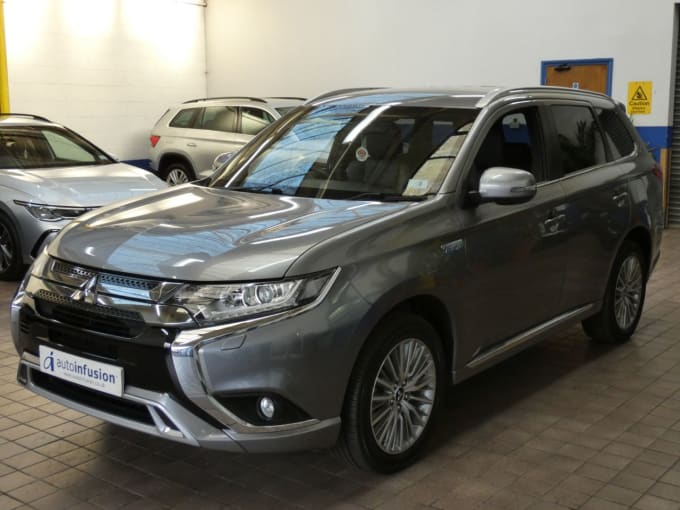 2025 Mitsubishi Outlander