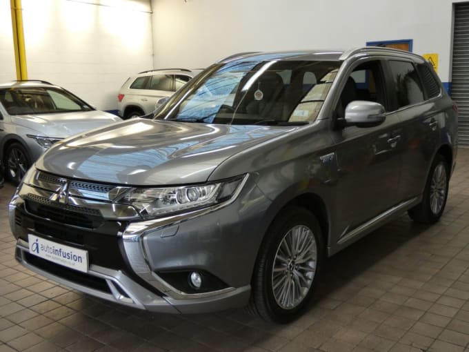 2025 Mitsubishi Outlander