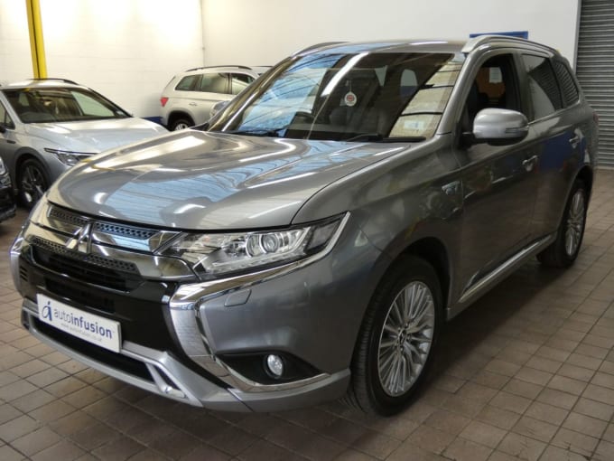 2025 Mitsubishi Outlander