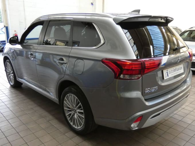 2025 Mitsubishi Outlander