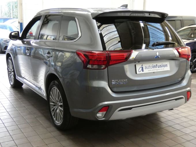 2025 Mitsubishi Outlander