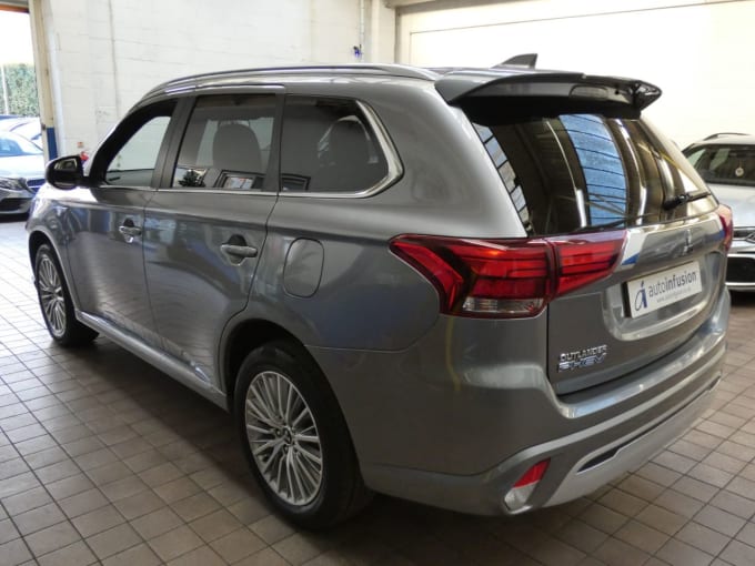 2025 Mitsubishi Outlander