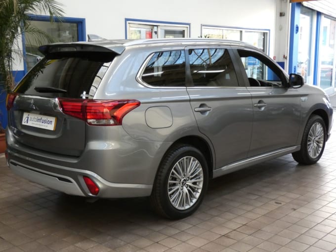 2025 Mitsubishi Outlander