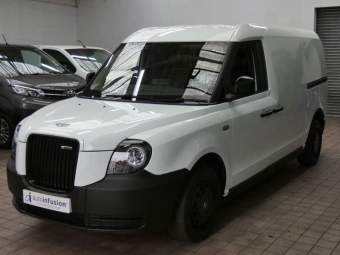 2025 Levc Vn5