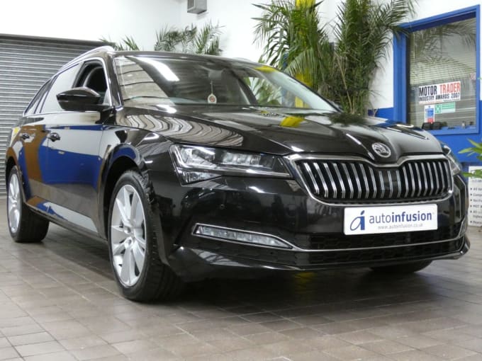 2025 Skoda Superb