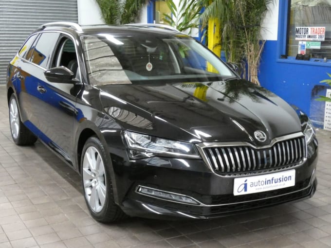 2025 Skoda Superb