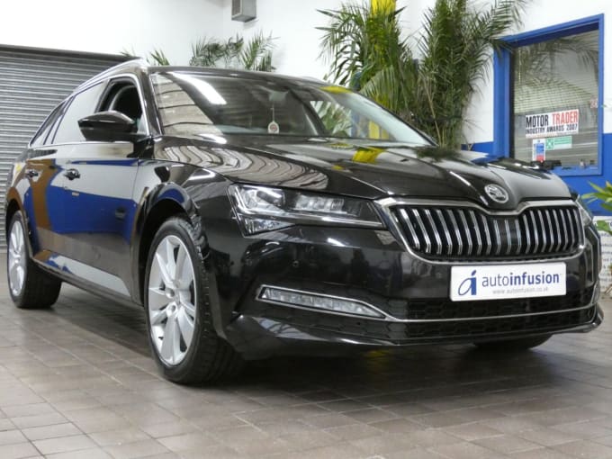 2025 Skoda Superb