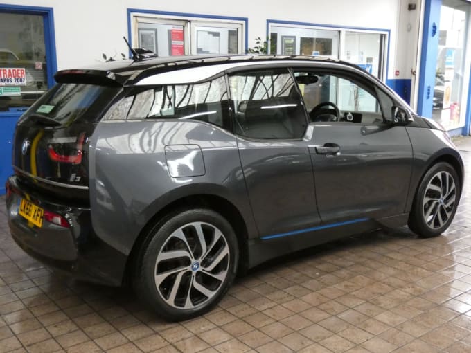 2025 BMW I3