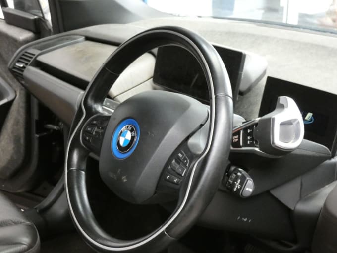 2025 BMW I3