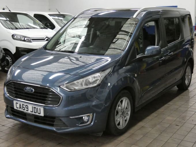 2025 Ford Grand Tourneo Connect