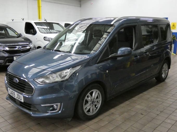 2025 Ford Grand Tourneo Connect