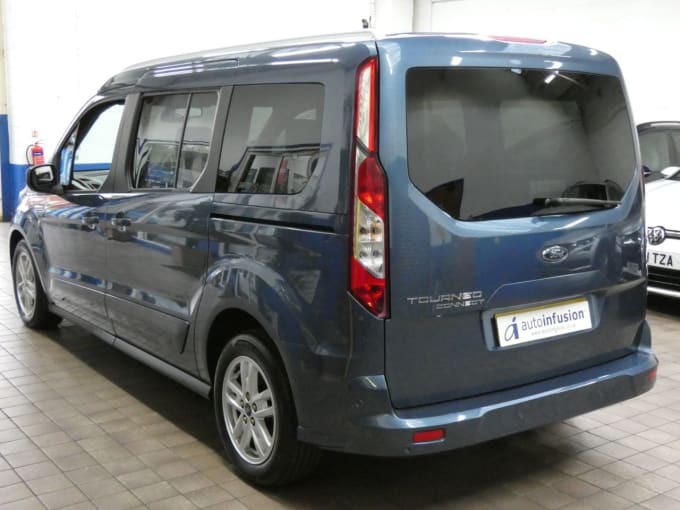 2025 Ford Grand Tourneo Connect