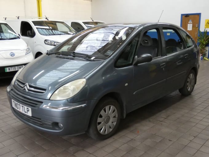 2025 Citroen Xsara Picasso