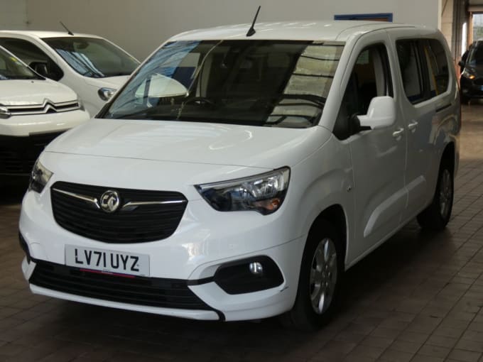 2025 Vauxhall Combo Life