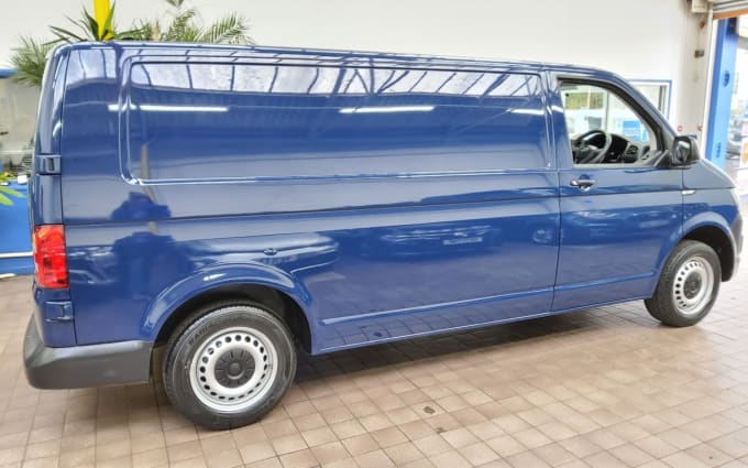 2025 Volkswagen Transporter