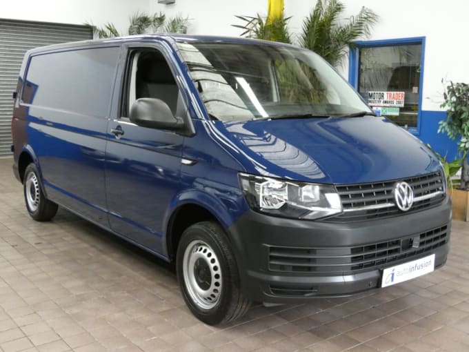 2025 Volkswagen Transporter