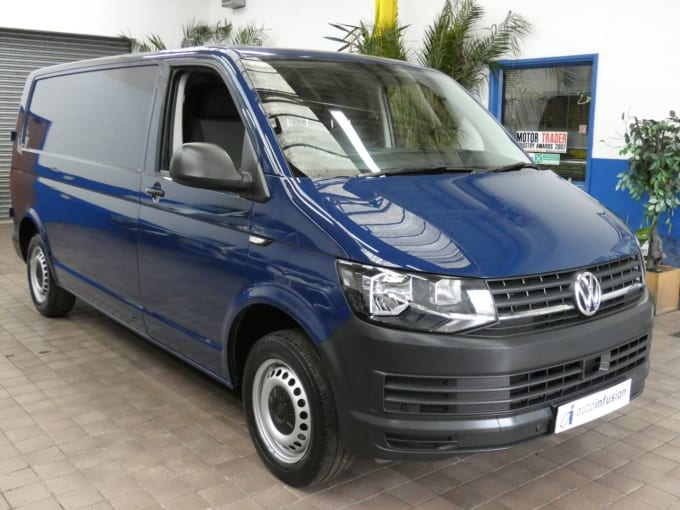 2025 Volkswagen Transporter